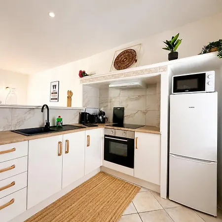 Apartment Le Saint Vincent 2 Center And Train Station Carcassonne